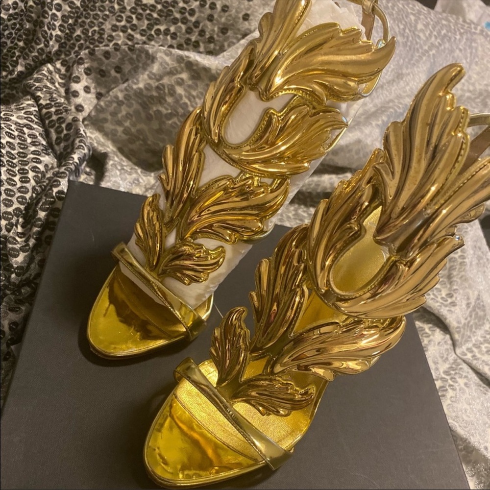 Giuseppe heels size 38